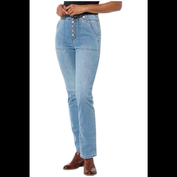 DG2 by Diane Gilman Women's Stretch Denim StraightLeg Jean Chambray - Regular - Picture 1 of 1